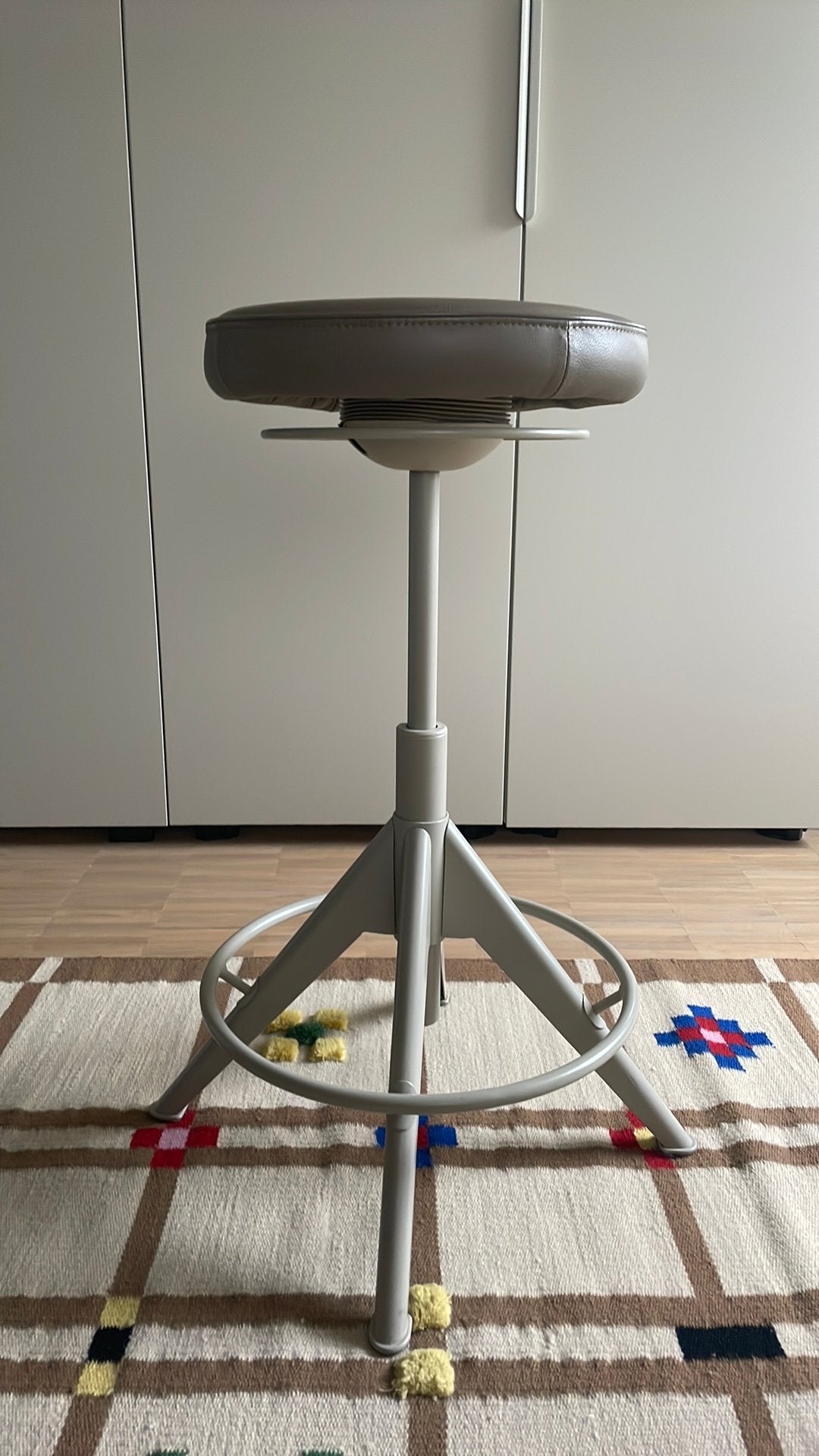 Zit sta kruk IKEA TROLLBERGET, Ophalen, Zo goed als nieuw, Zwart, Eén