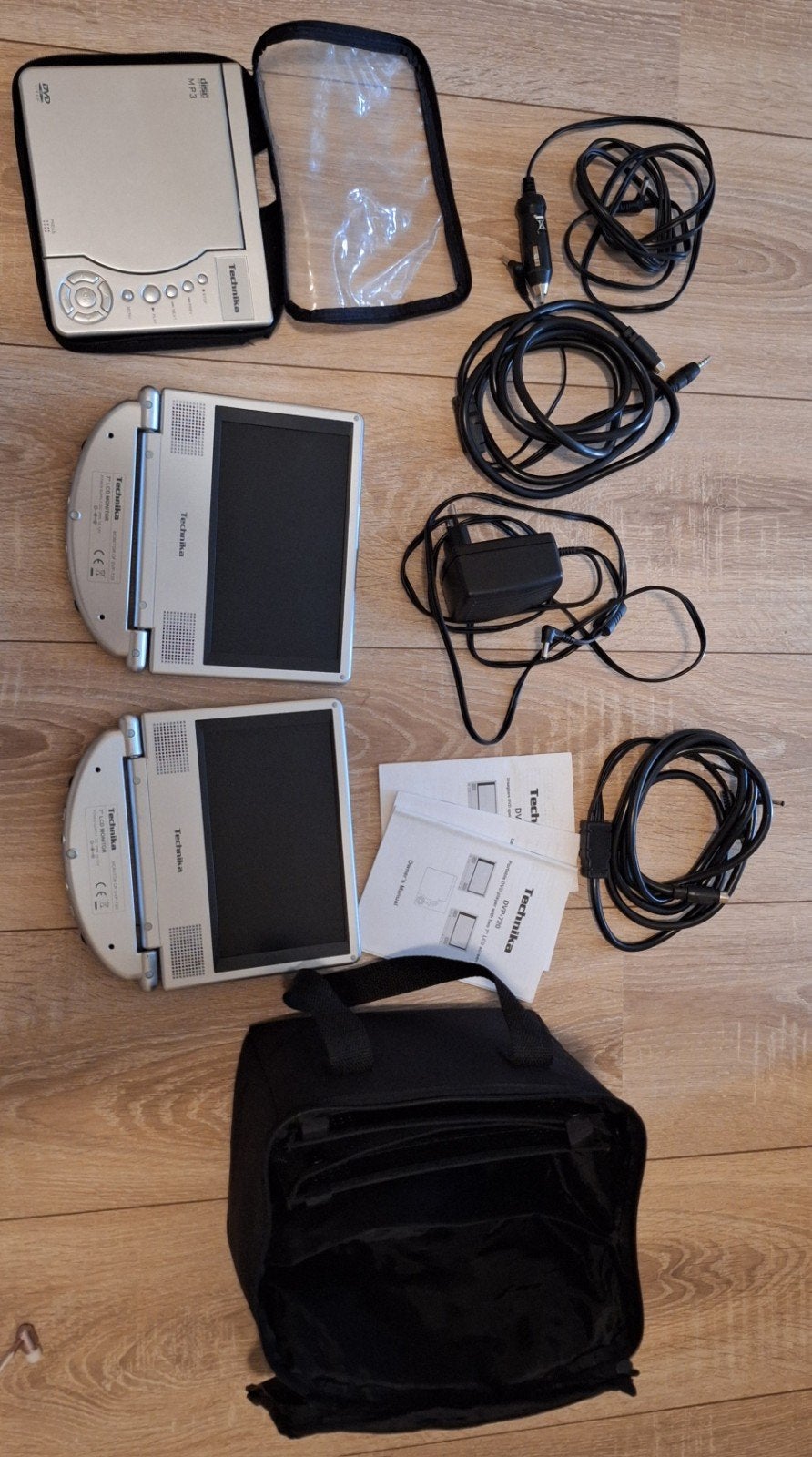 Technika Draagbare DVD-speler met 2 schermen en tas, Gebruikt, Draagbaar, Ophalen of Verzenden, Overige merken