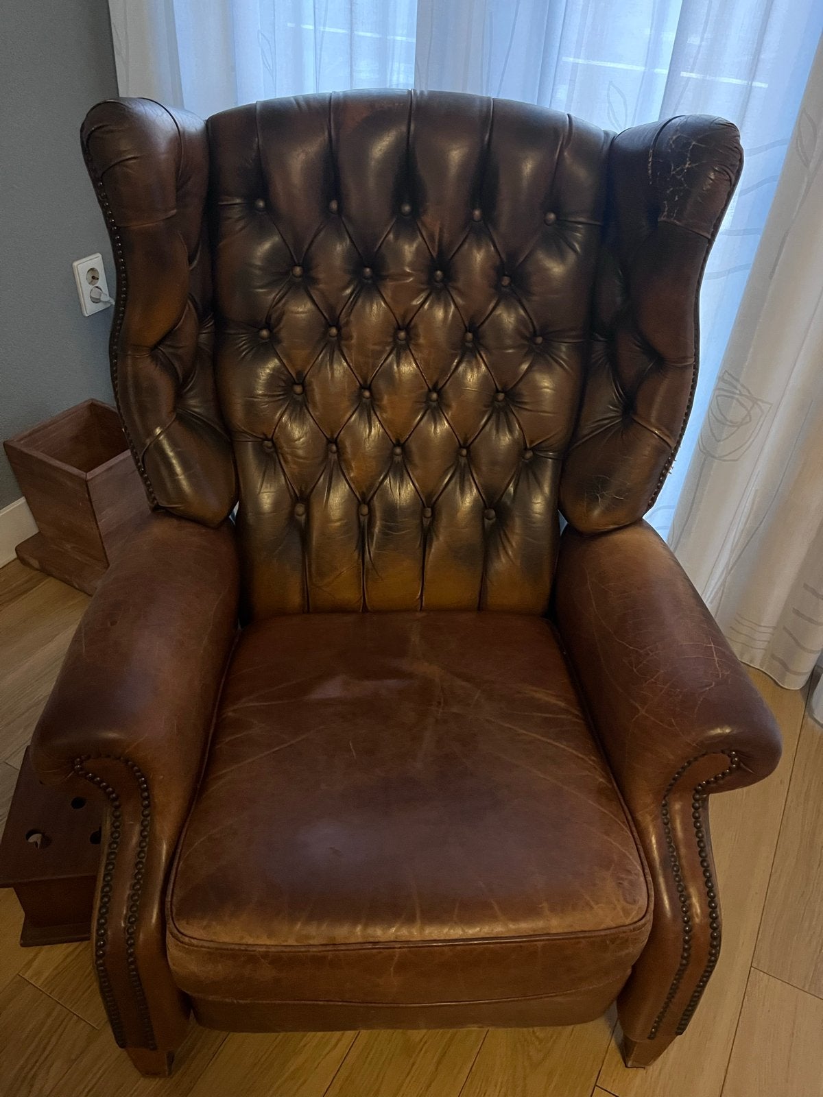 Vintage Leren fauteuil met relaxfunctie - Chesterfield stijl, Huis en Inrichting, Ophalen, Gebruikt, Bruin, Chesterfield