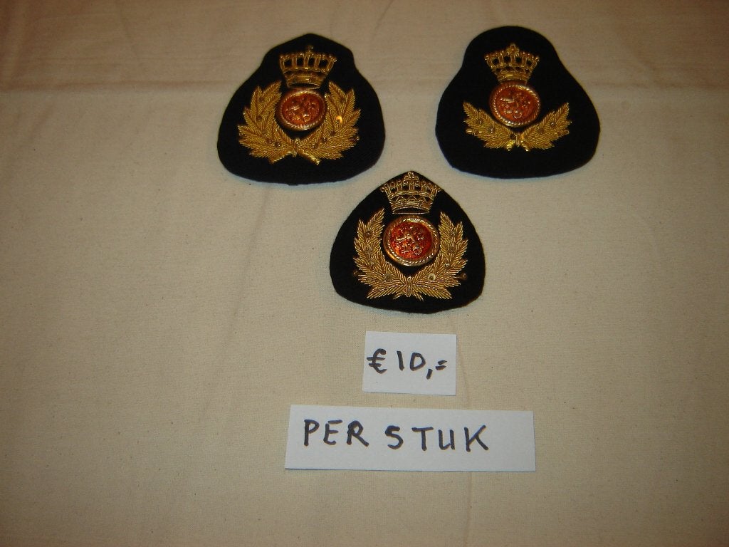 MILITAIRE PET EMBLEMEN, Ophalen of Verzenden, Landmacht, Nederland, Embleem of Badge