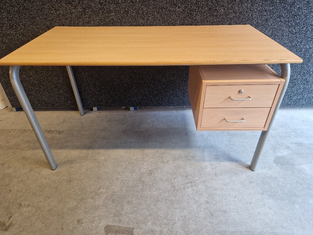 Profi Schilte Schoolbureau 140x70 cm (zgan), Ophalen, Gebruikt, Scandinavisch, Met lades