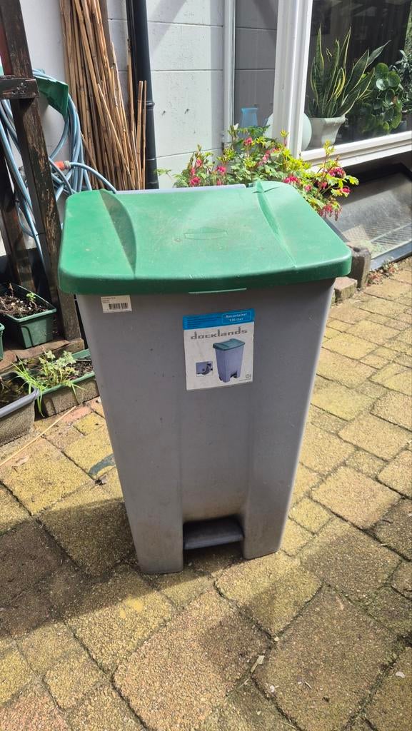Container 120 liter op wieltjes + pedaalemmer, Kunststof, Gebruikt, Met pedaal, 40 liter of meer