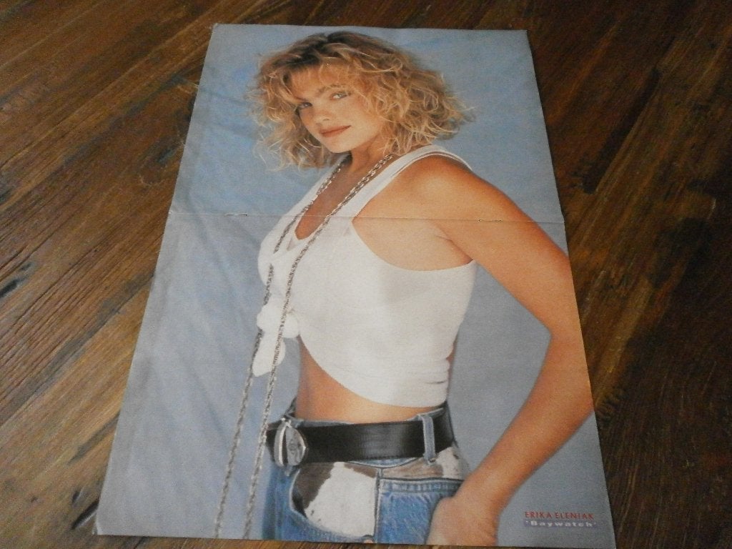 leuke a3 poster jaren 80  Erika Eleniak ( Baywatch), Verzenden, Gebruikt, A1 t/m A3, Film en Tv