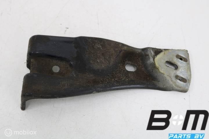 Steun voor spatscherm rechts VW Passat B6 3C0821142, Gebruikt
