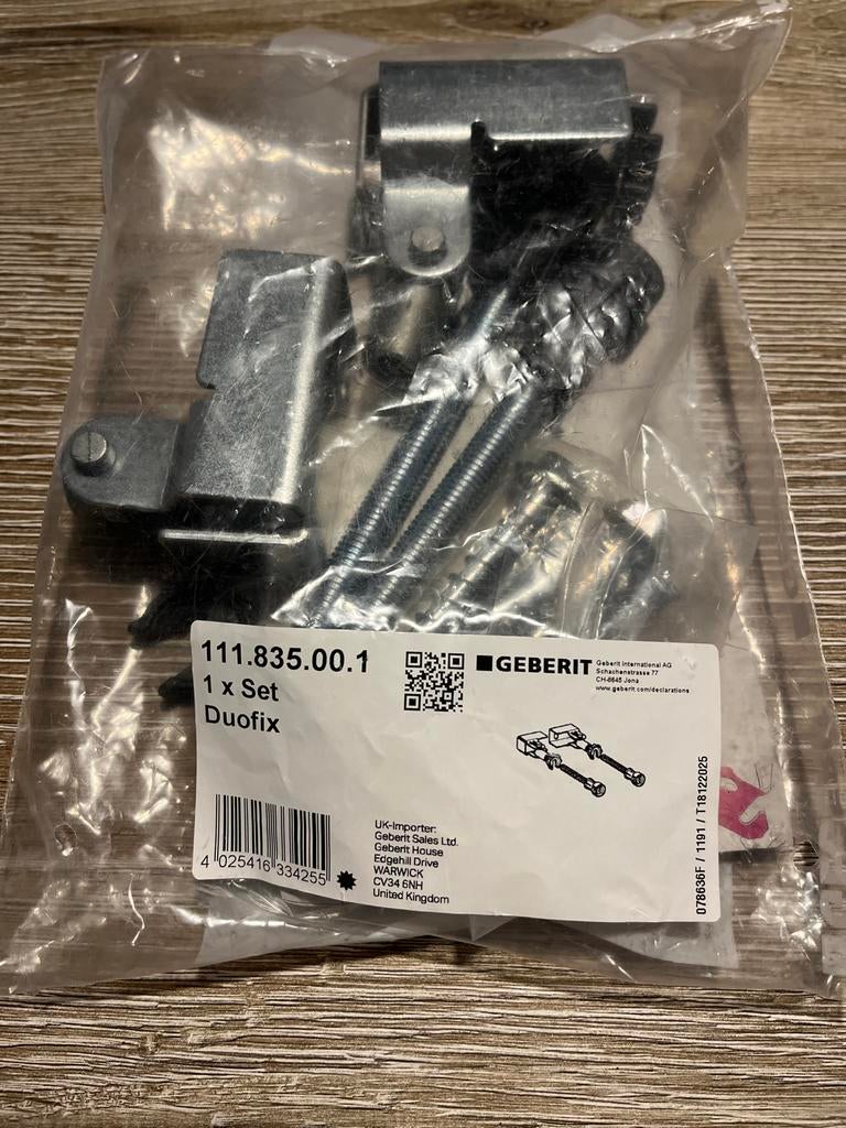 Geberit Duofix Hoekmontageset voor UP320 Inbouwreservoir, Ophalen of Verzenden, Nieuw, Rvs, Toilet