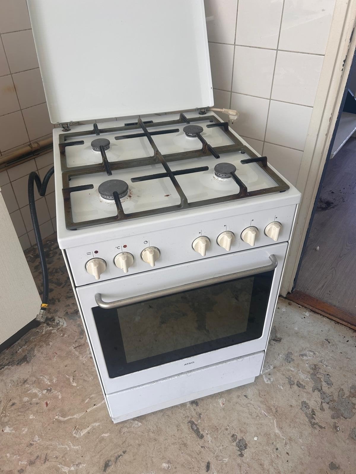 Te koop, gasfornuis, Ophalen, Gebruikt, 4 kookzones, Gas