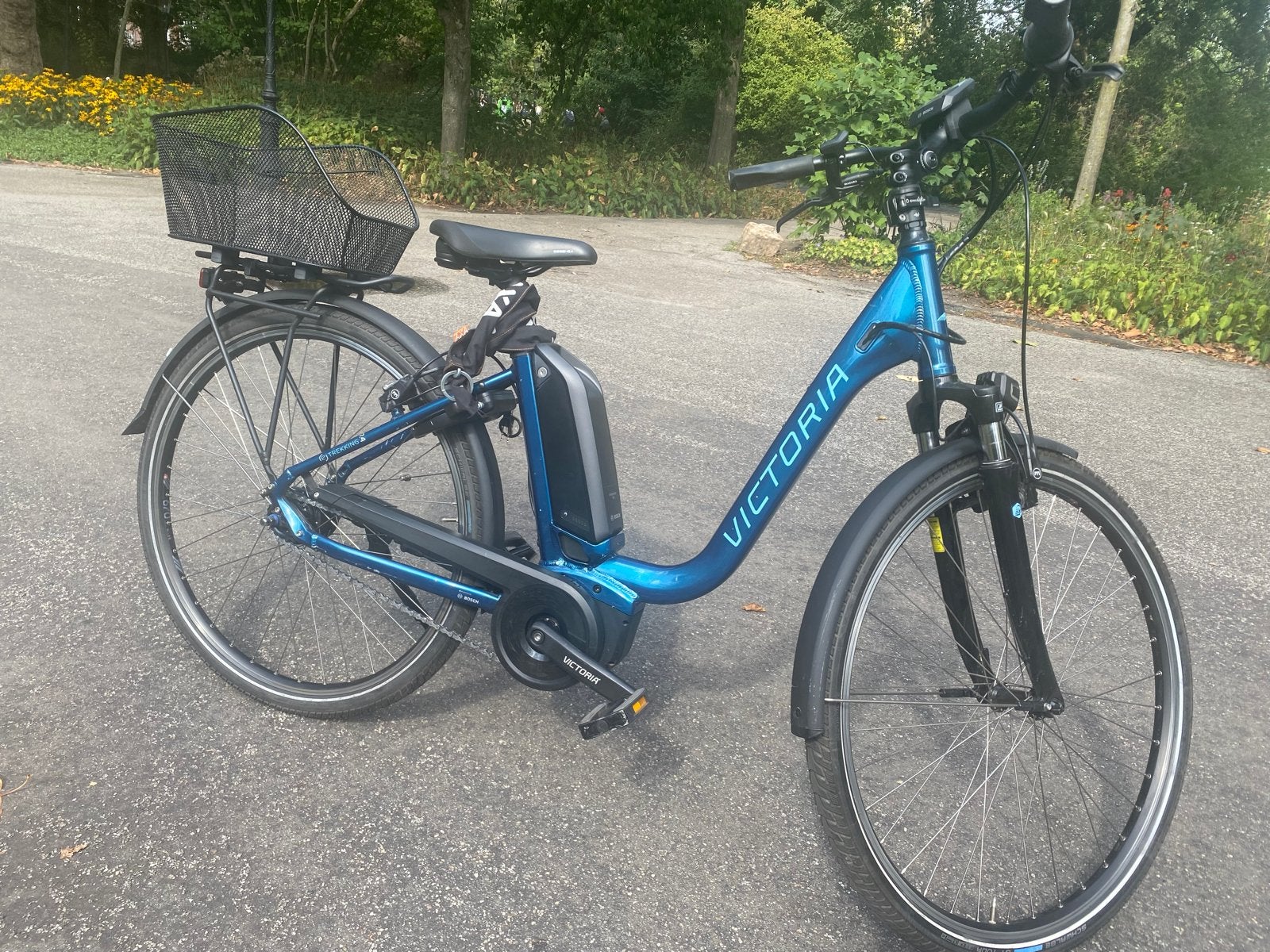 Victoria E-bike met gloednieuwe Bosch Powerpack 400 accu, Zo goed als nieuw, Minder dan 47 cm, 50 km per accu of meer, Ophalen
