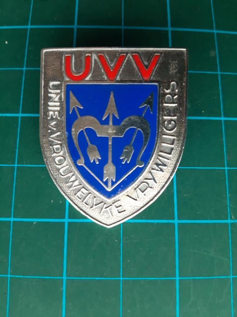 speld broche UVV unie v. vrouwelyke vrywilligers, Ophalen of Verzenden, Zo goed als nieuw, Overige onderwerpen, Speldje of Pin