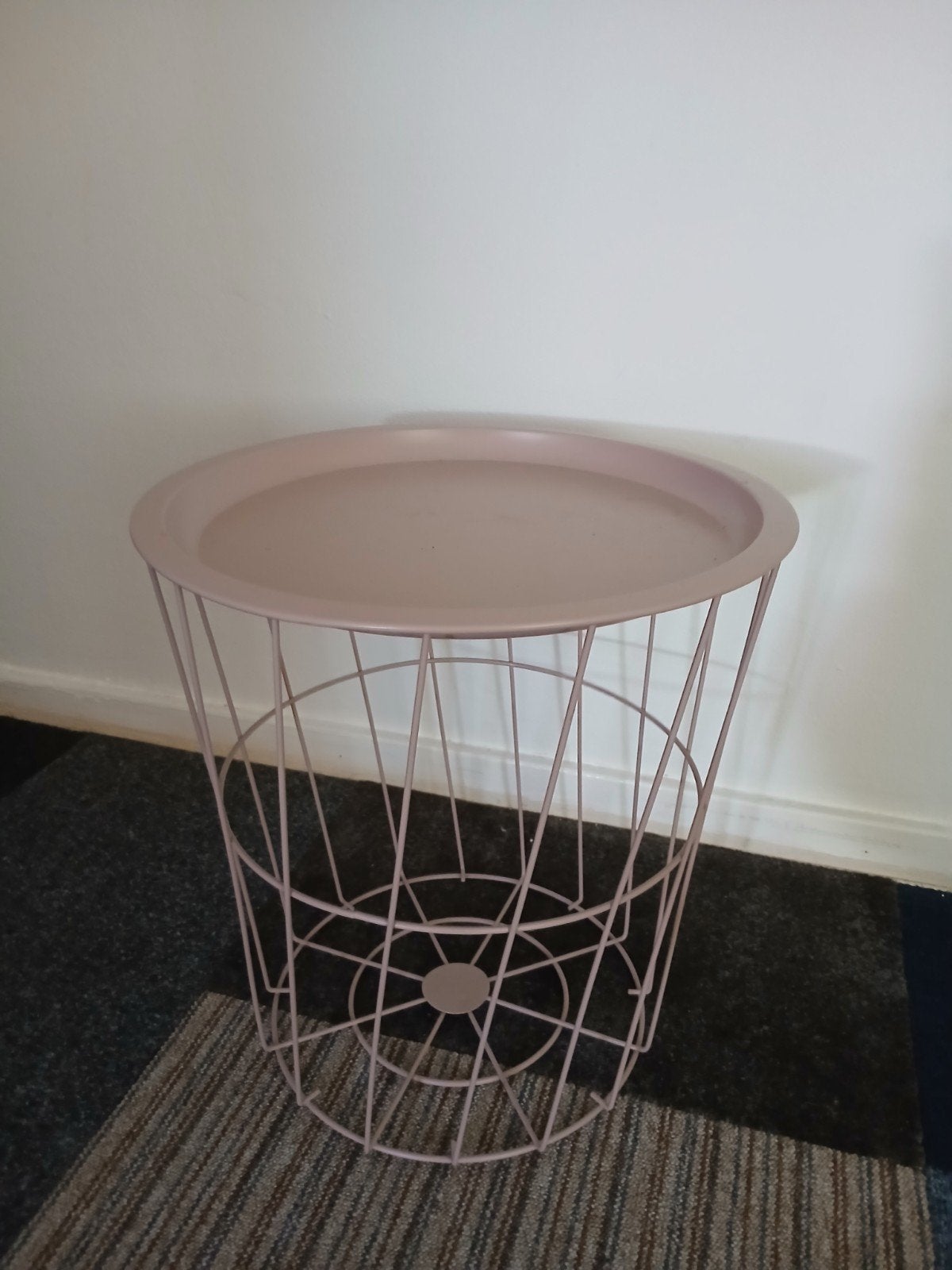 Gratis bijzet tafeltje (motviatie gevraagd), Ophalen, Rond, Minder dan 55 cm, 45 tot 60 cm