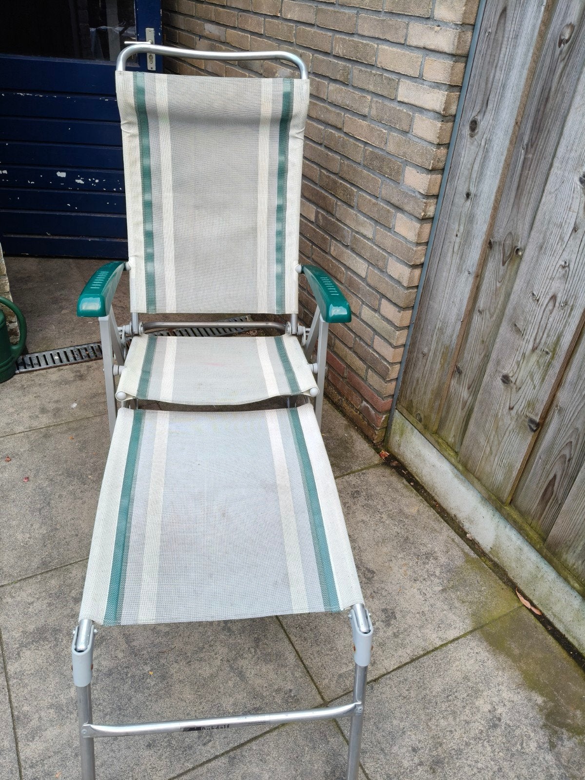 3 duckdalf stoelen en 2 voetsteunen, Ophalen, Campingstoel