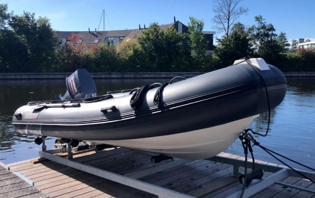 2024 Rib 440 40pk Yamaha Autolube, Watersport en Boten, Rubberboten, 4 m, Zonnedek, Yamaha, Zo goed als nieuw