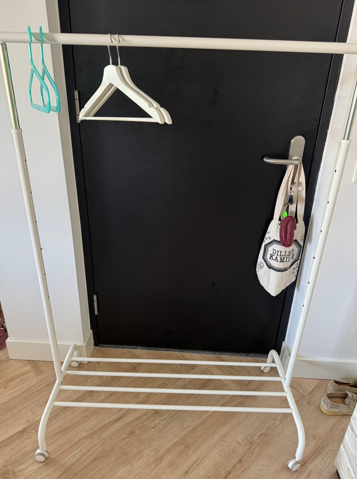 Ikea clothes rack, Ophalen, Zo goed als nieuw