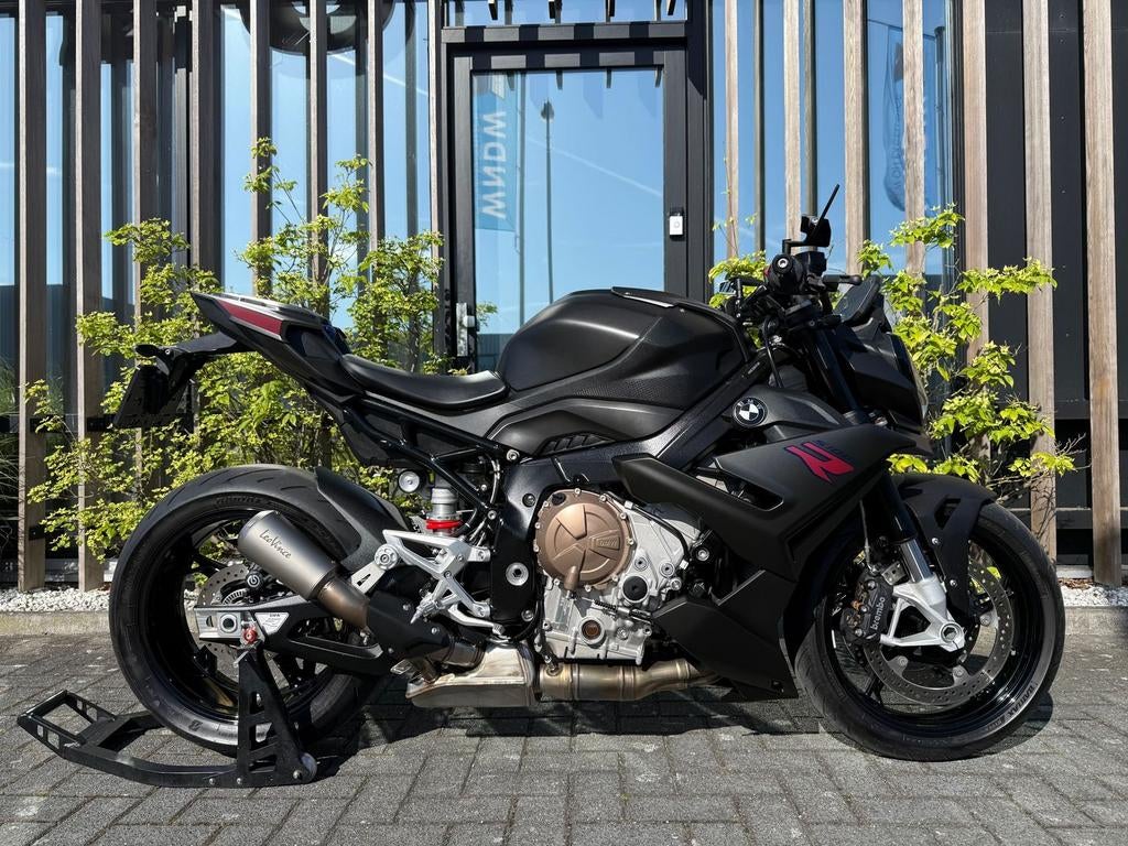 BMW S 1000 R -2022- Full Black Edition S1000R, Motoren, Motoren | BMW, 4 cilinders, Motorrijbewijs A, Bedrijf, Onbekend