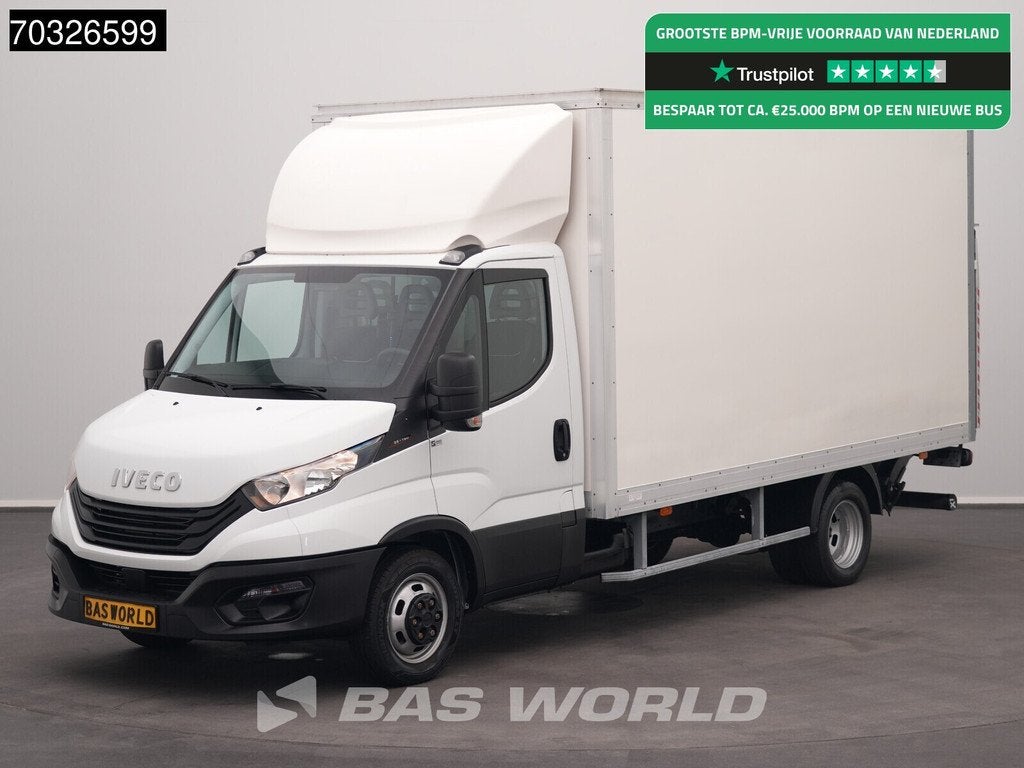Iveco Daily 35C16 3.0L Laadklep Dubbellucht 160PK Bakwagen A, Auto's, Stof, Gebruikt, Euro 6, 4 cilinders
