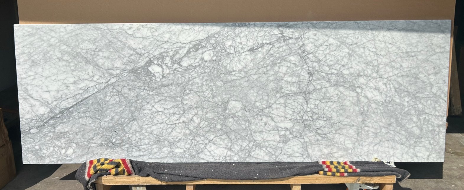 Marmeren Eettafel of Keuken blad 240x80 cm Carrara Wit, Huis en Inrichting, Tafels | Eettafels, Overige materialen, Marmer, Vijf personen of meer