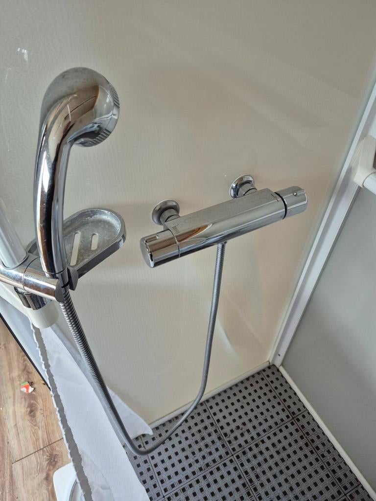 Zorgdouche van Qbina - Compact en compleet, Doe-het-zelf en Verbouw, Sanitair, Ophalen of Verzenden, Qbina, Zorgdouche, Qbina