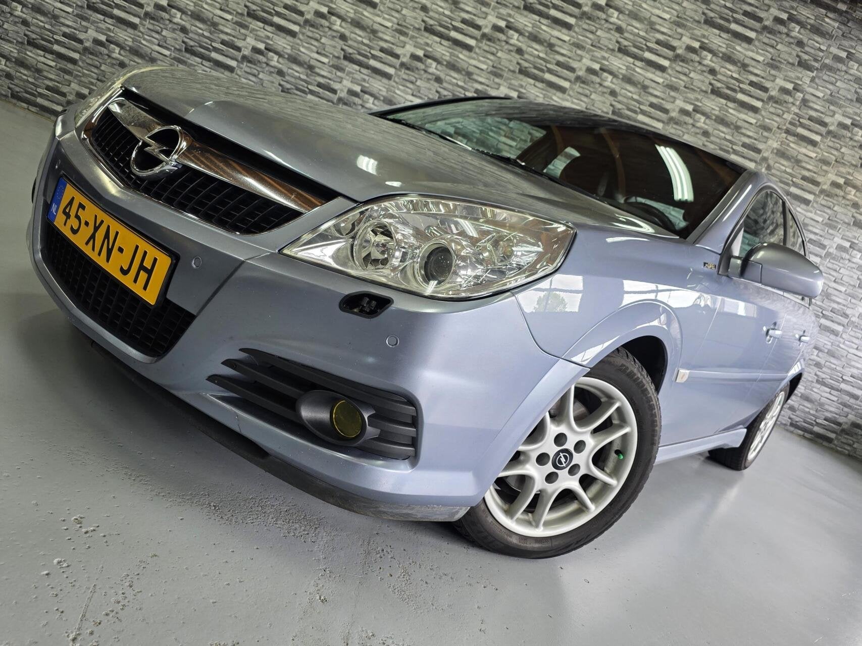 Opel Vectra GTS 1.9 CDTi Executive *1e eigenaar*Leder*PDC*!, Auto's, Opel, 15 km/l, Gebruikt, 4 cilinders, 150 pk
