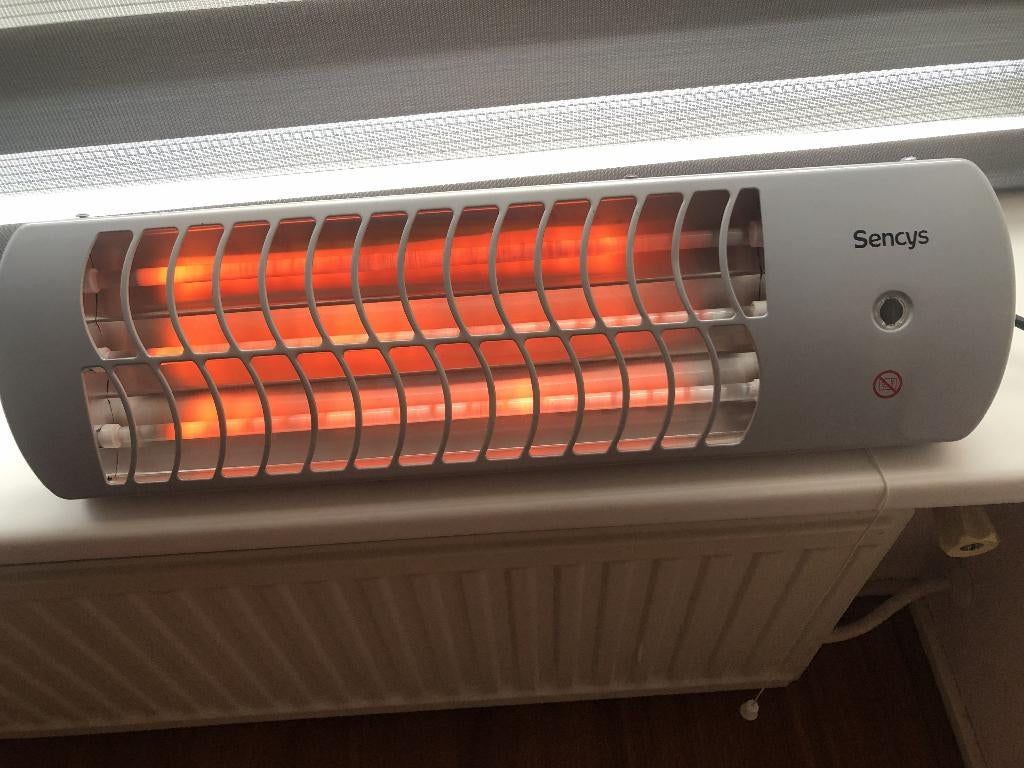 Sencys straalkachel badkamer verwarming 1500w, Ophalen, 30 tot 80 cm, Gebruikt, Radiator