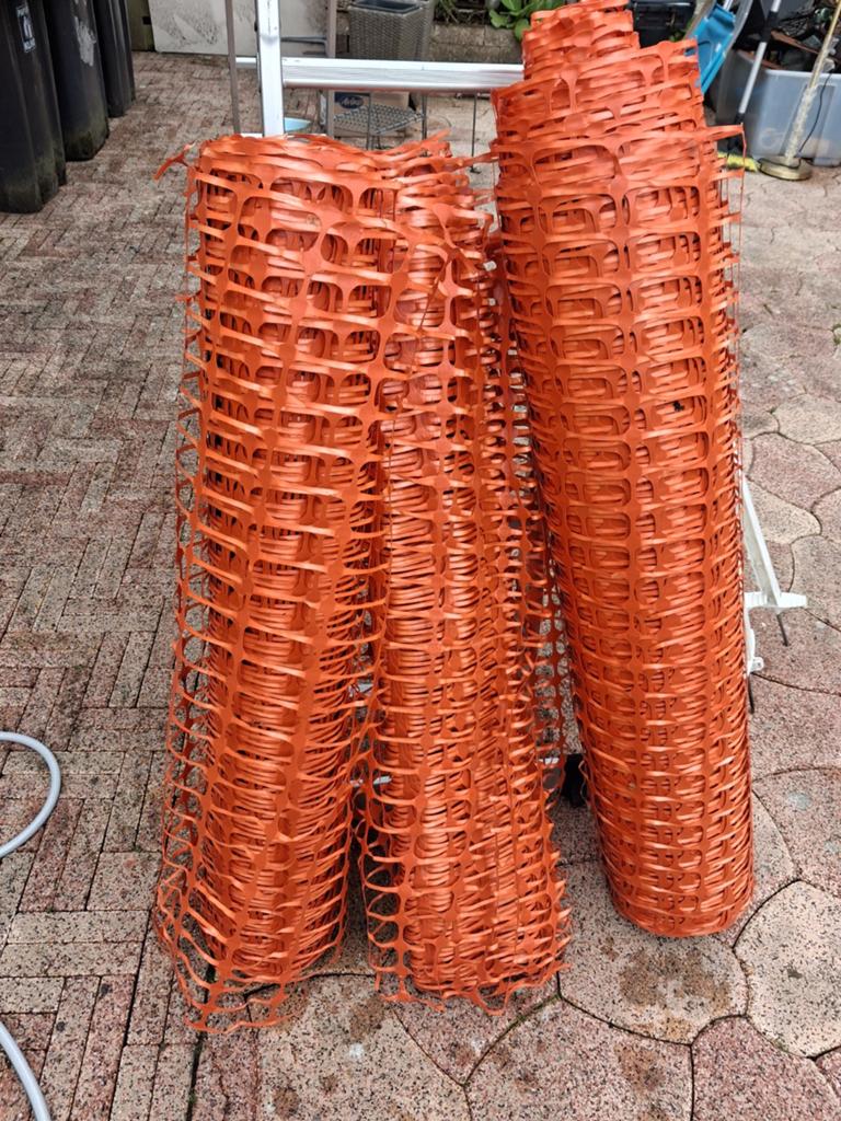 Oranje afzetgaas 110 m en 10 palen, Caravans en Kamperen, Ophalen