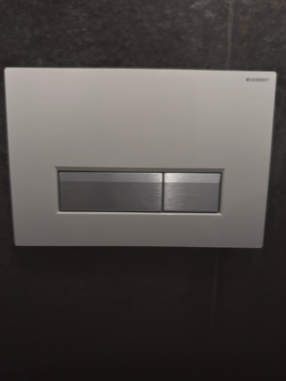Toilet,  bedieningspaneel , urinoir , wastafel,  kraan, Ophalen, Zo goed als nieuw, Toilet