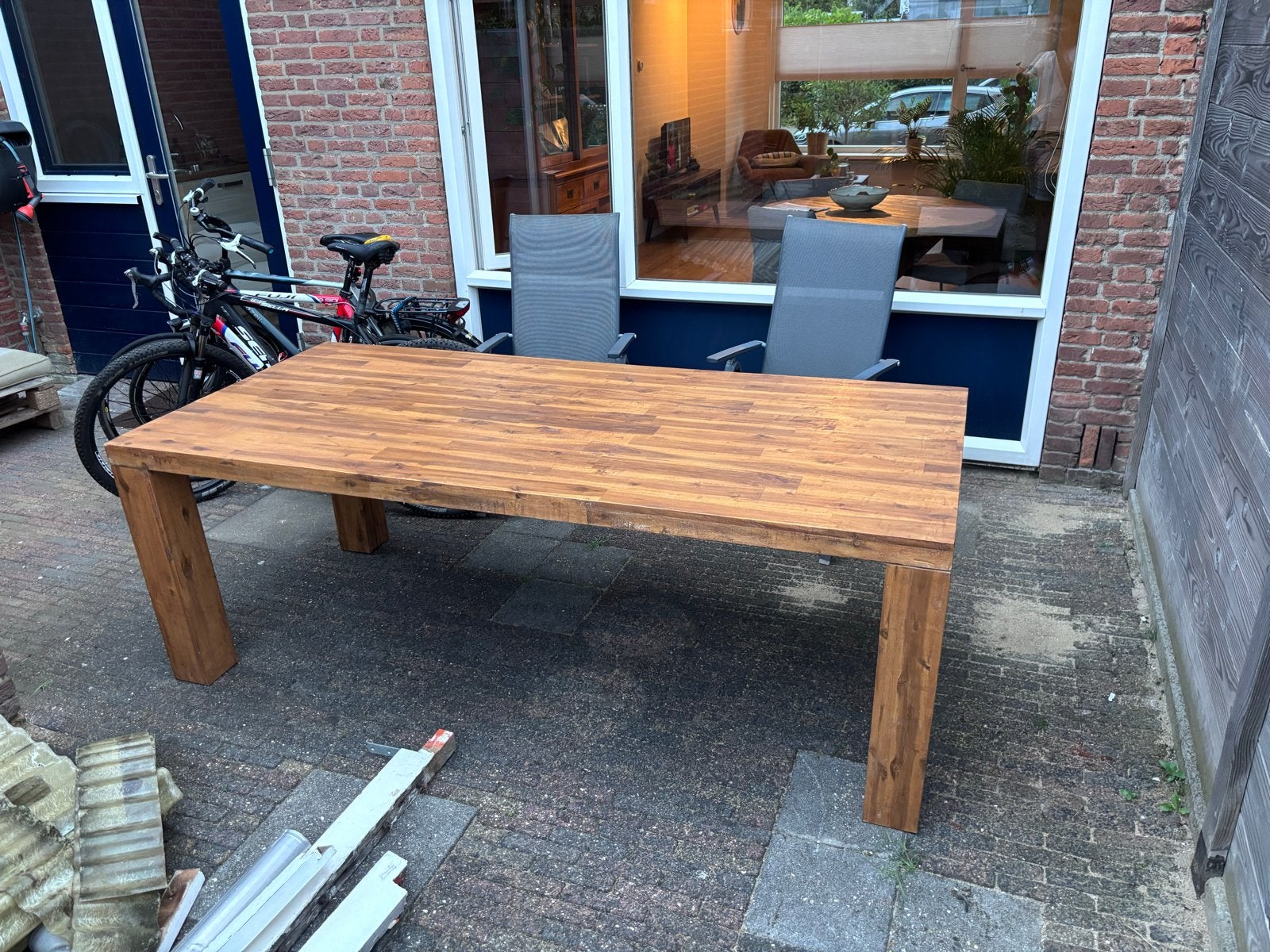Robuuste houten eettafel, voor binnen, Ophalen, Gebruikt, 50 tot 100 cm, 150 tot 200 cm
