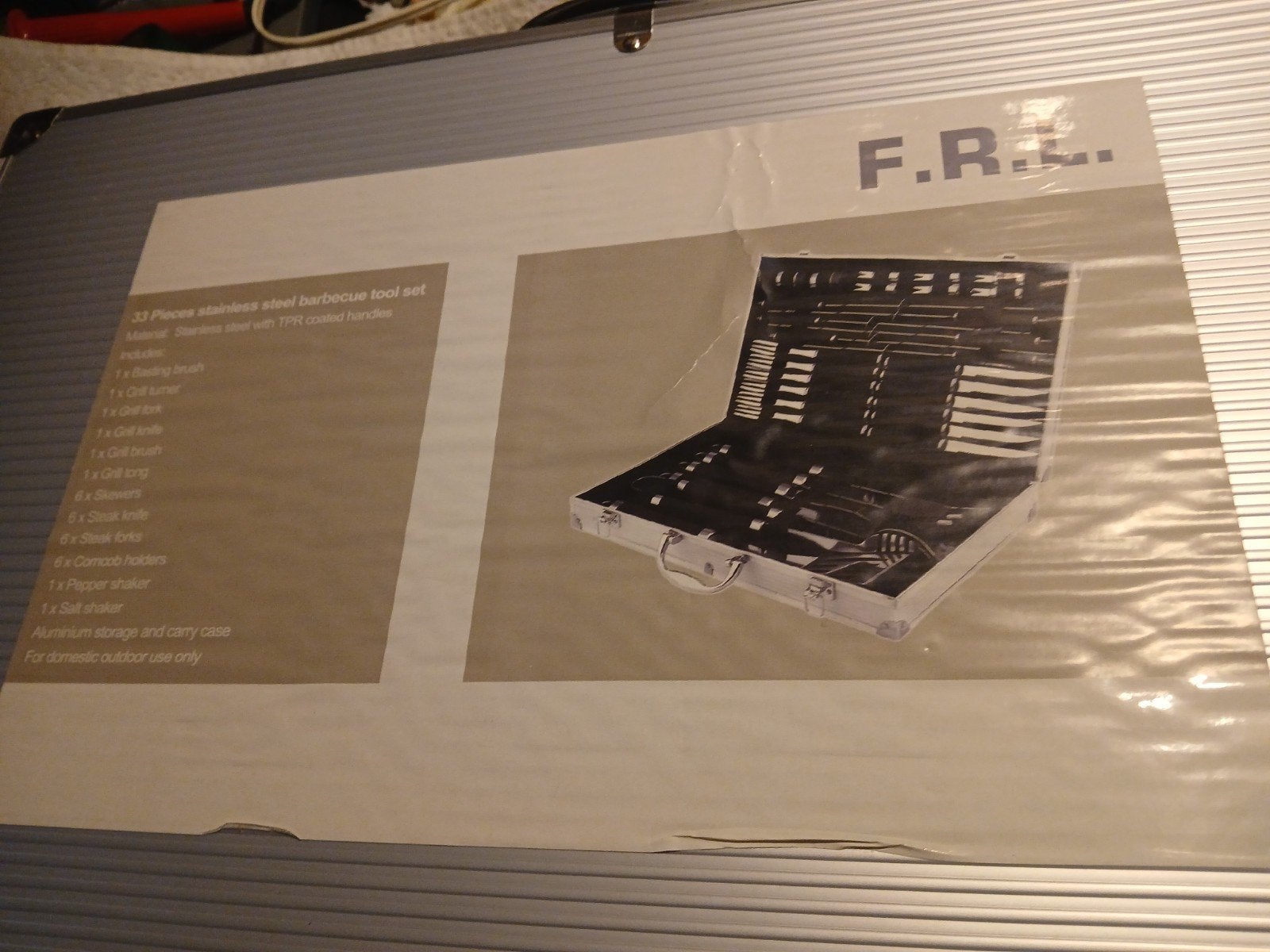 33-delige RVS BBQ Gereedschapset in Aluminium Koffer, Ophalen, Nieuw, F.R.L.