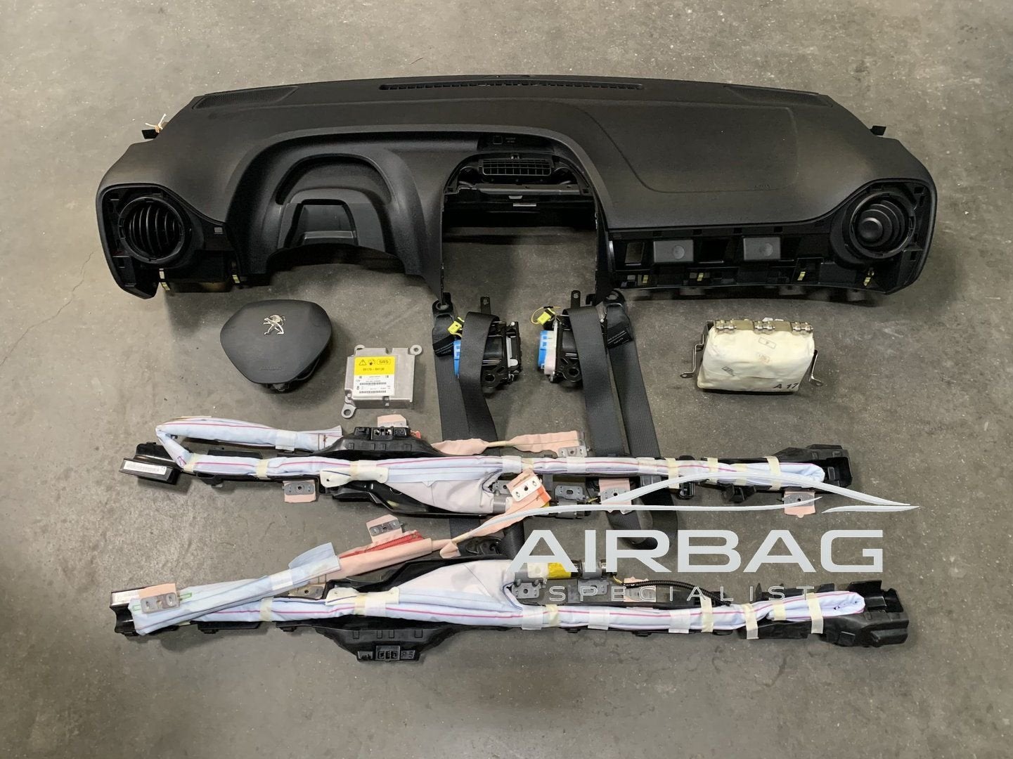 PEUGEOT 108 airbag set dashboard gordelspanners hemel dak, Auto-onderdelen, Gebruikt, -, -, Ophalen of Verzenden