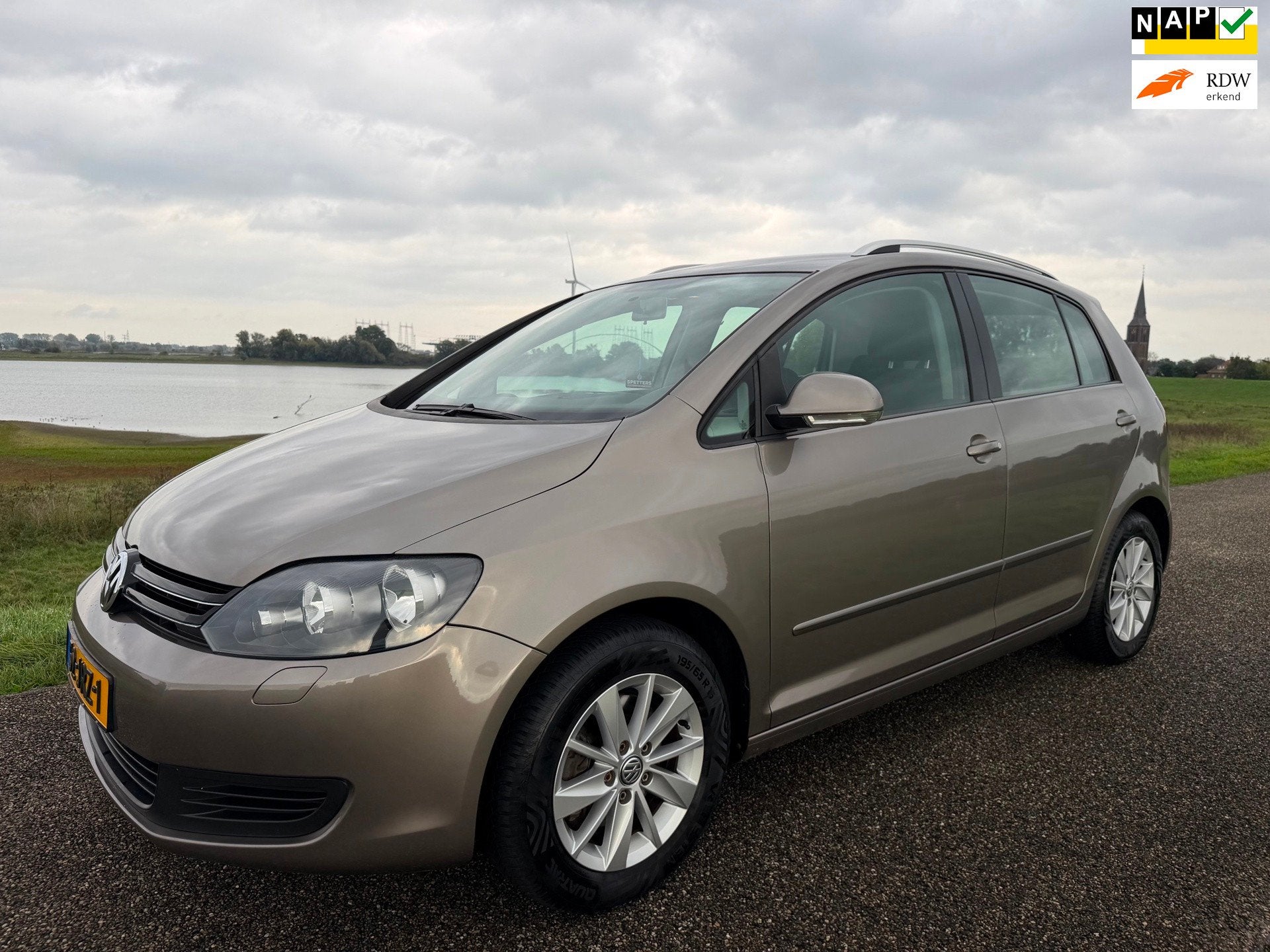 Volkswagen Golf Plus 1.4 TSI Comfortline, Auto's, Gebruikt, Zwart, 4 cilinders, 122 pk