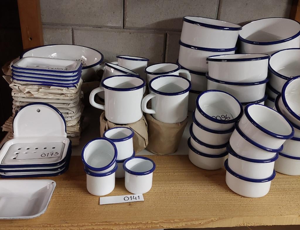 Emaille schalen, kommen, melkbussen, mokken, etc, Ophalen of Verzenden