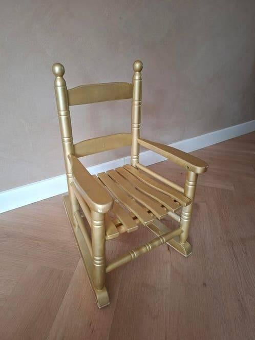 Schommelstoel kind, Kinderen en Baby's, Kinderkamer | Tafels en Stoelen, Ophalen, Zo goed als nieuw, Stoel(en)