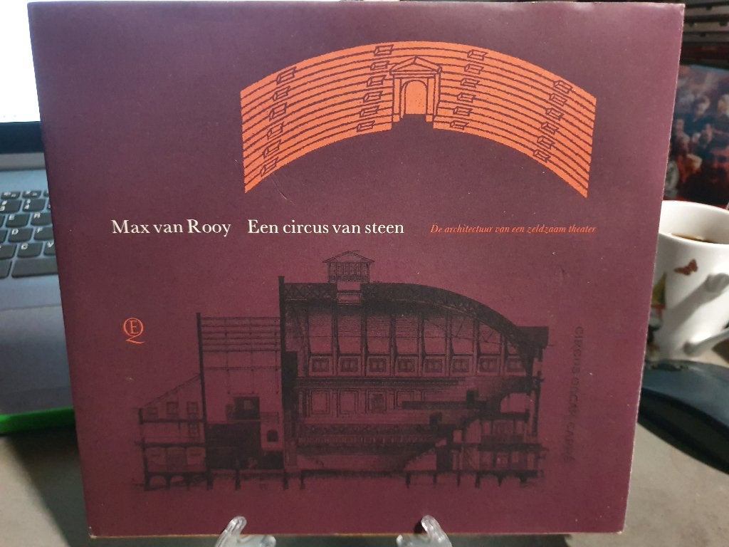 Een circus van steen - Theater Carre Amsterdam / Van Rooy, Boeken, Ophalen