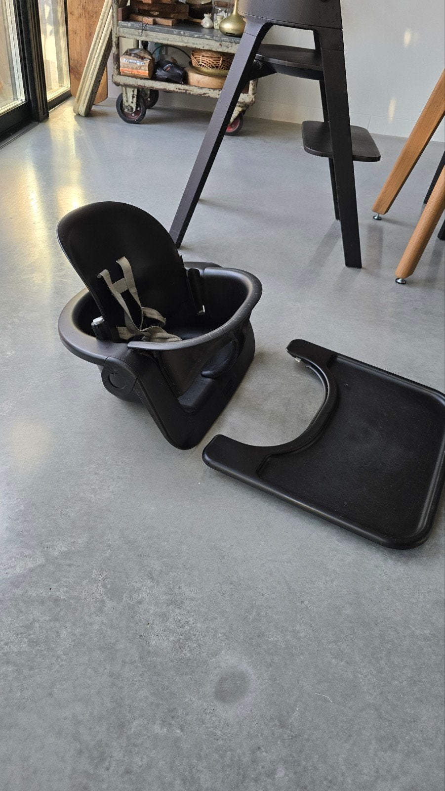 Stokke Tripp Trapp Baby Set met eetblad, Ophalen, Gebruikt, Meegroeistoel, Gordel(s)