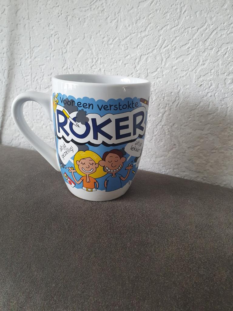Grappige mok voor rokers - Nieuwstaat, Ophalen of Verzenden, Nieuw, Meerkleurig, Steen/keramiek