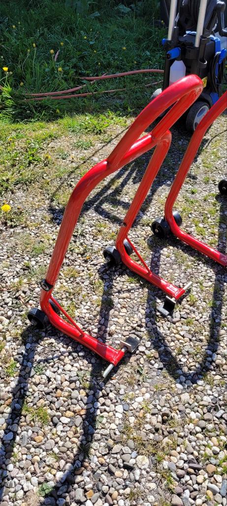 Universele Motorstandaard - Rood, Ophalen, Gebruikt