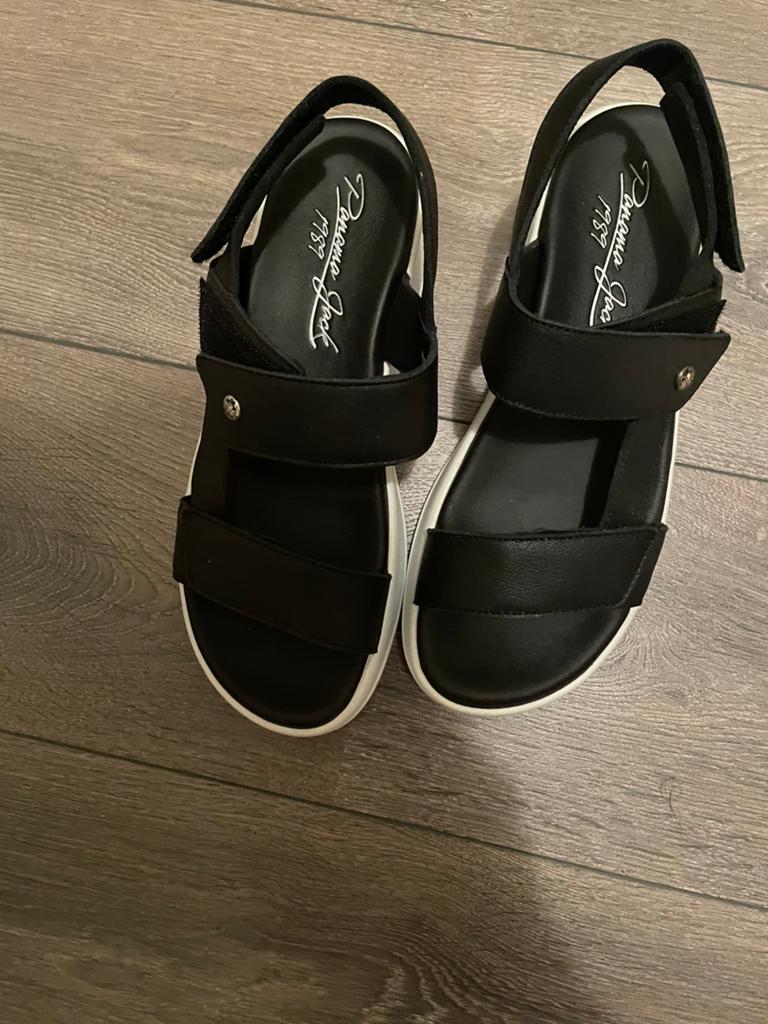 Dames sandalen maat 39 van panama jack, Kleding | Dames, Schoenen, Ophalen of Verzenden, Zo goed als nieuw, Zwart, Sandalen of Muiltjes