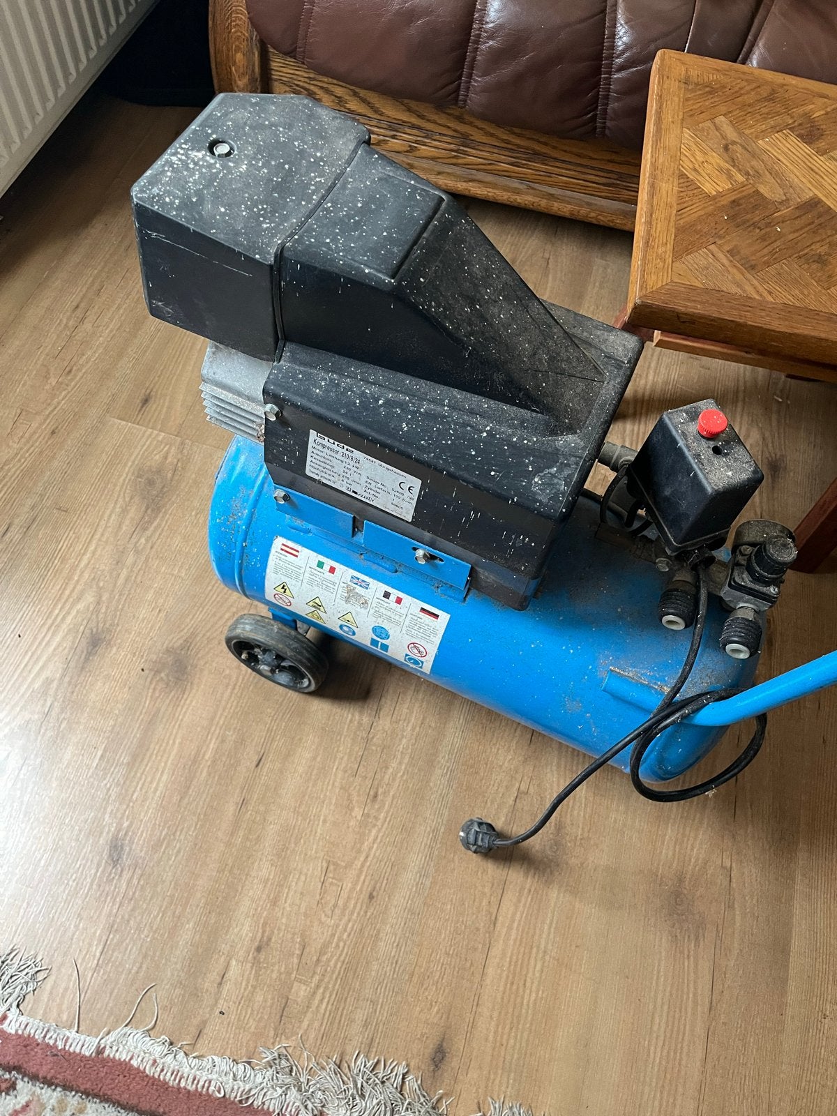Gude Kompressor 210/8/24, Doe-het-zelf en Verbouw, Compressors, Ophalen, Gebruikt, 6 tot 10 bar, 25 tot 100 liter