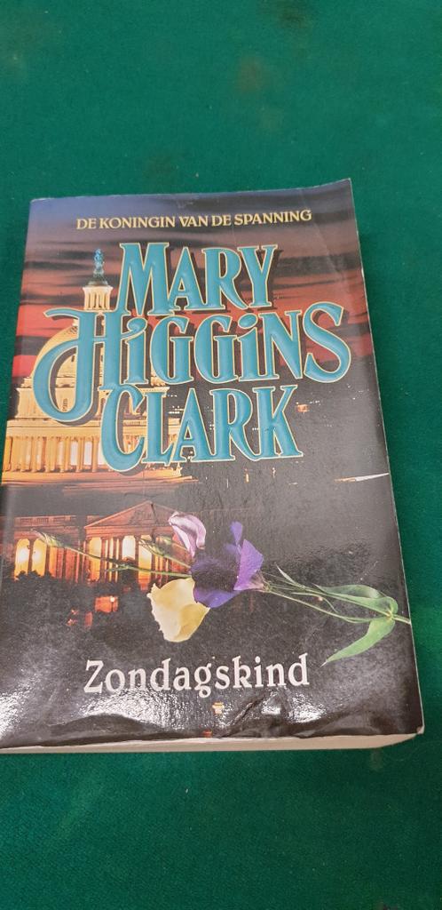 Boek zondagskind mary higgins clark, Ophalen of Verzenden