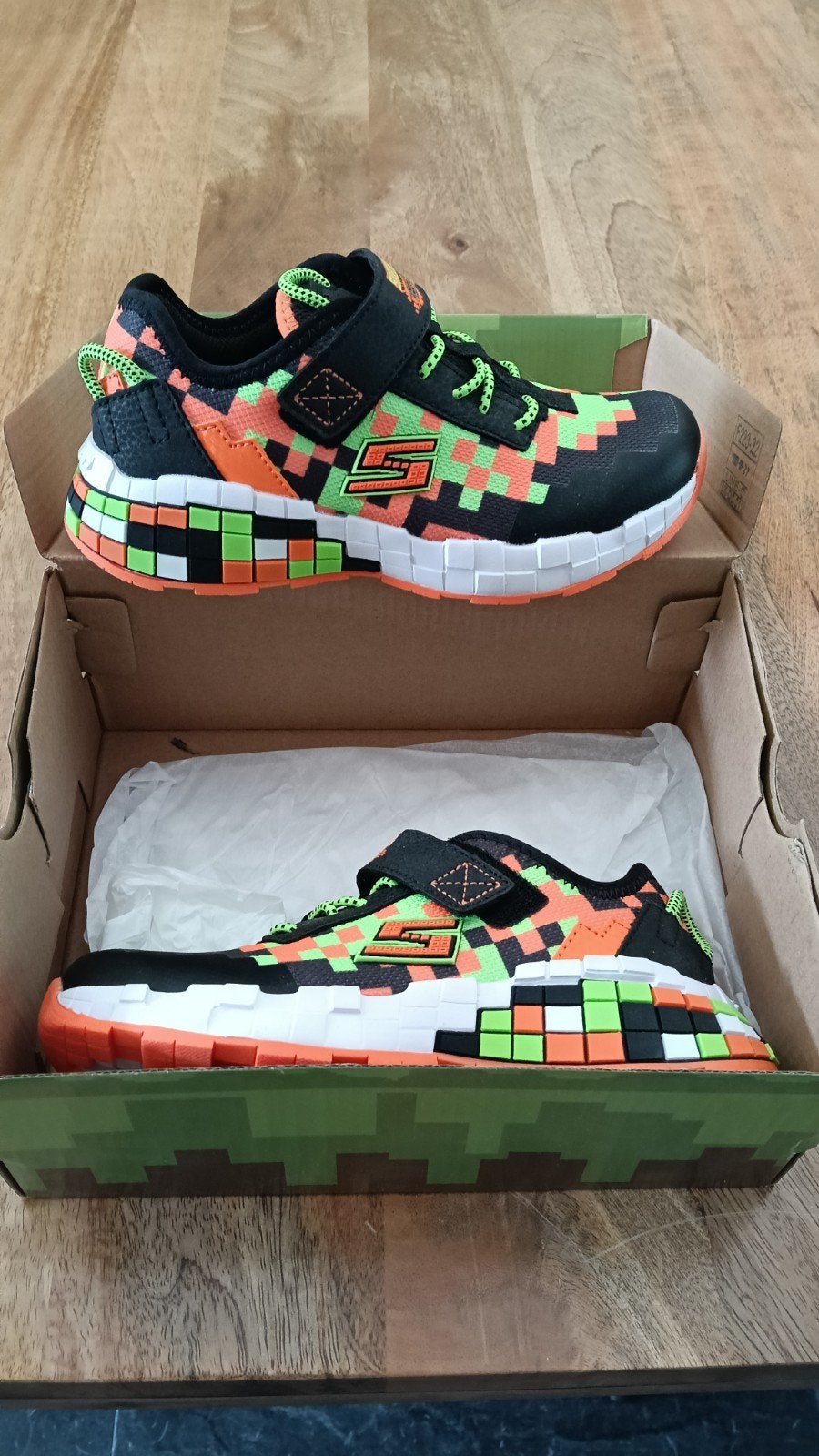 Skechers schoenen maat 32, Kinderen en Baby's, Kinderkleding | Schoenen en Sokken, Ophalen, Nieuw, Meisje, Schoenen