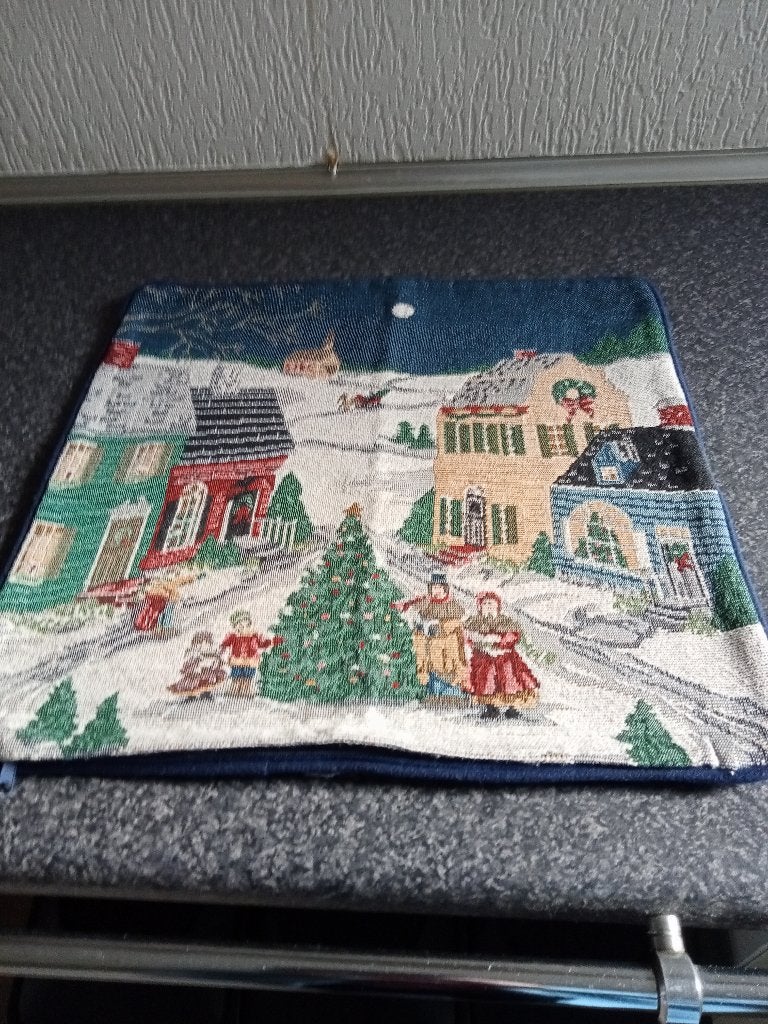 6 Kerstkussenhoezen met wintertaferelen en sneeuwpop, Meerkleurig, Met print, Nieuw, Ophalen of Verzenden