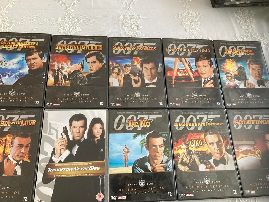 James Bond Ultimate Edition DVD Collectie (12 films), Vanaf 12 jaar, Ophalen of Verzenden, Zo goed als nieuw, Boxset