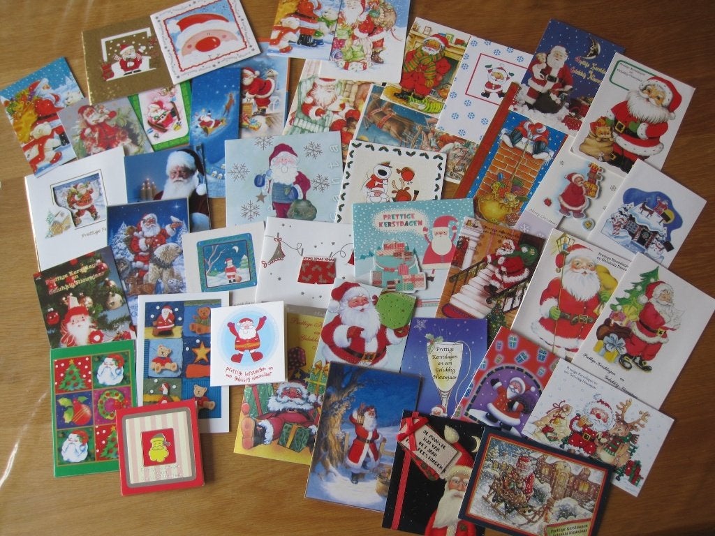 partij met 53 verschillende kerstkaarten met kerstmannen, Verzenden, 1980 tot heden, Gelopen, Overige thema's