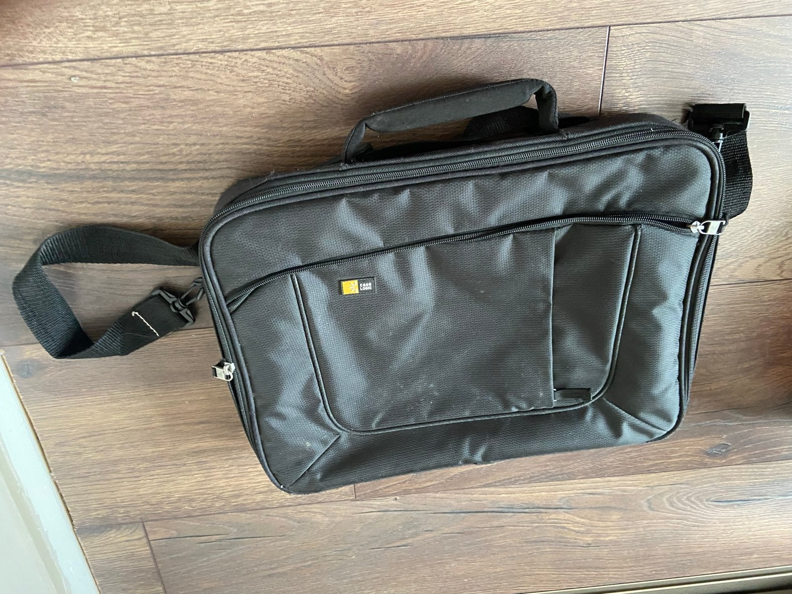 Case Logic laptoptas - Zwart - Gebruikt, Gebruikt, 15 inch, Aktetas, Ophalen of Verzenden