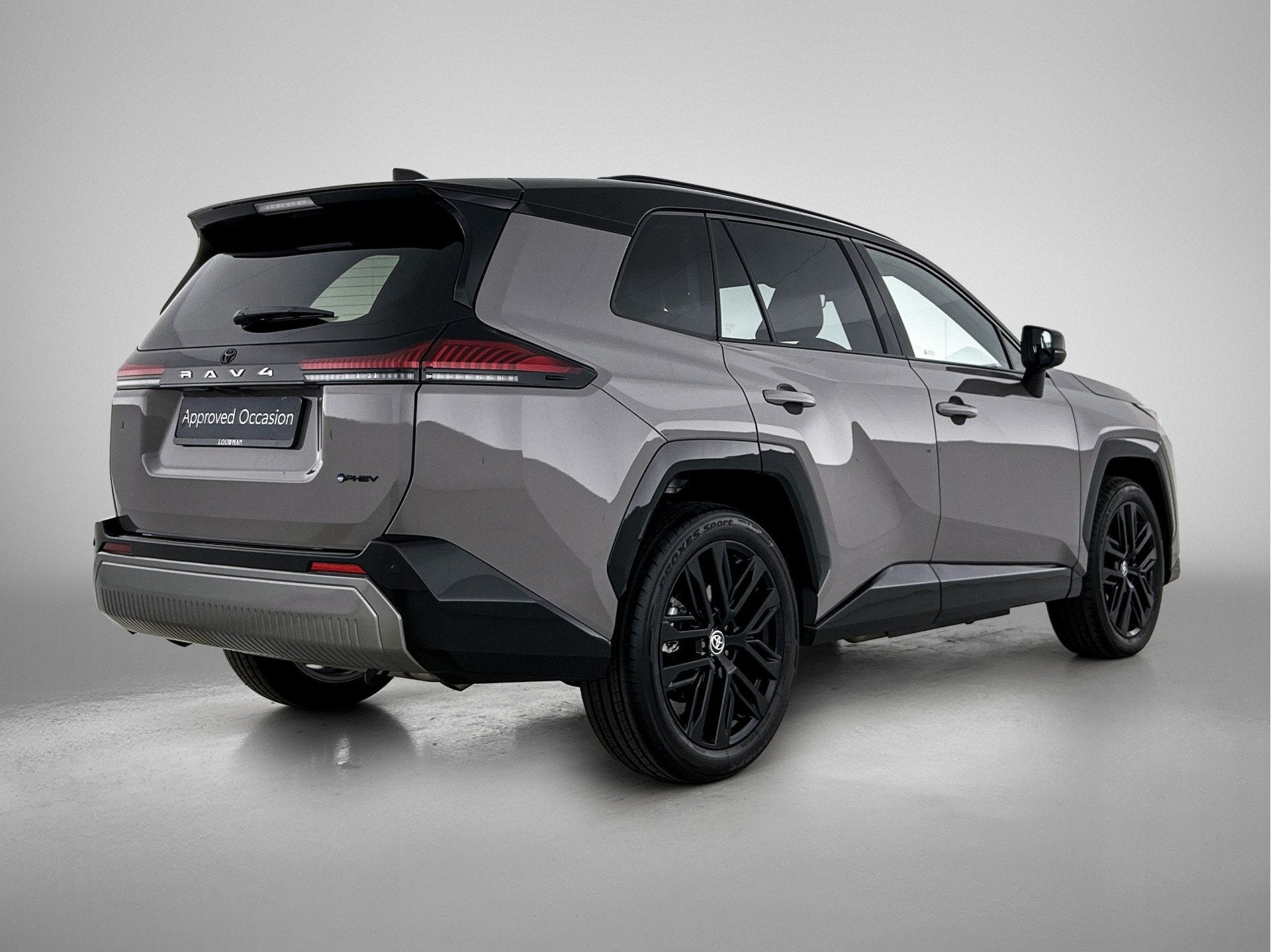 Toyota RAV4 2.5 Plug-in Hybrid 270 First Edition Nieuw model, Auto's, 12 maanden, Gebruikt, Zwart, 4 cilinders