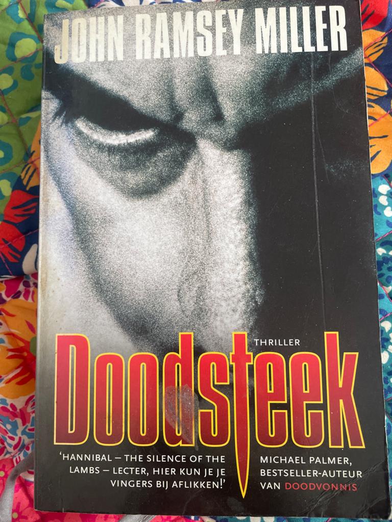 Doodsteek - John Ramsey Miller (Thriller), Ophalen of Verzenden, Gelezen, Amerika