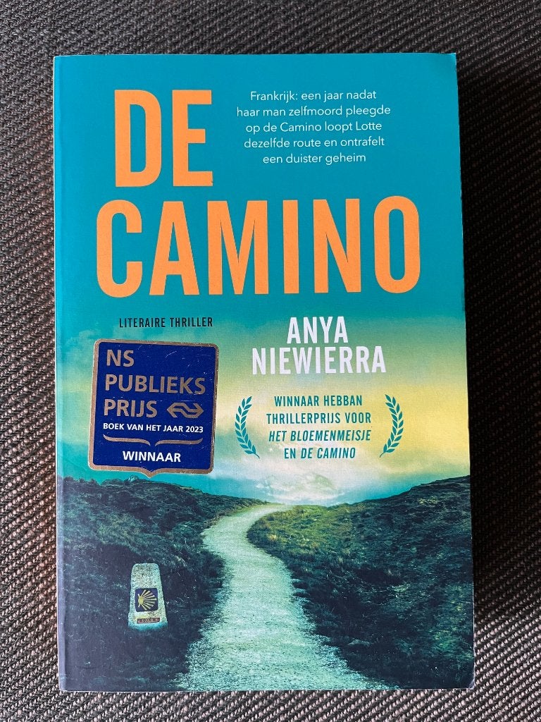 Anya Niewierra - De Camino. (2021), Boeken, Thrillers, Ophalen of Verzenden, Zo goed als nieuw, Anya Niewierra