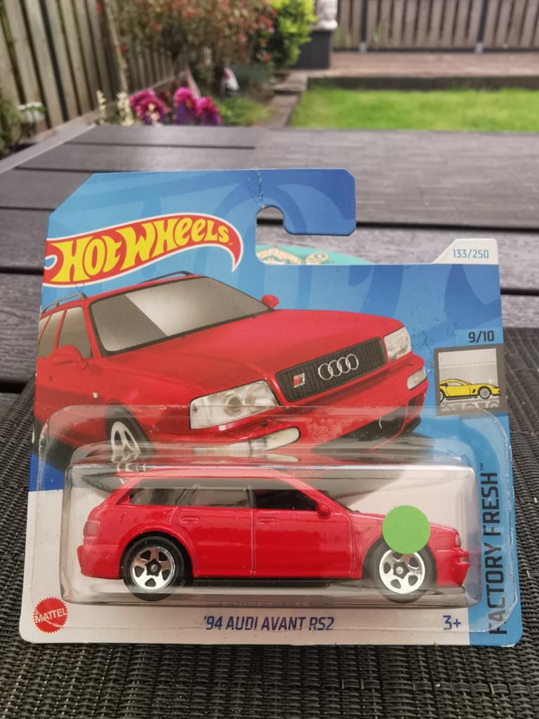 HotWheels Audi Avant RS2 rood, Ophalen of Verzenden, Auto