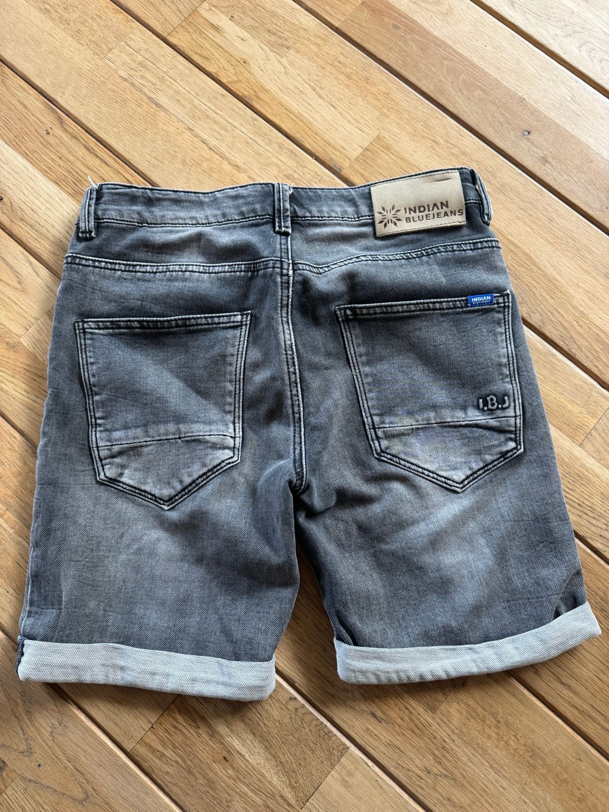 Indian Blue Jeans korte broek mt 170, Ophalen of Verzenden, Zo goed als nieuw, Jongen, Broek