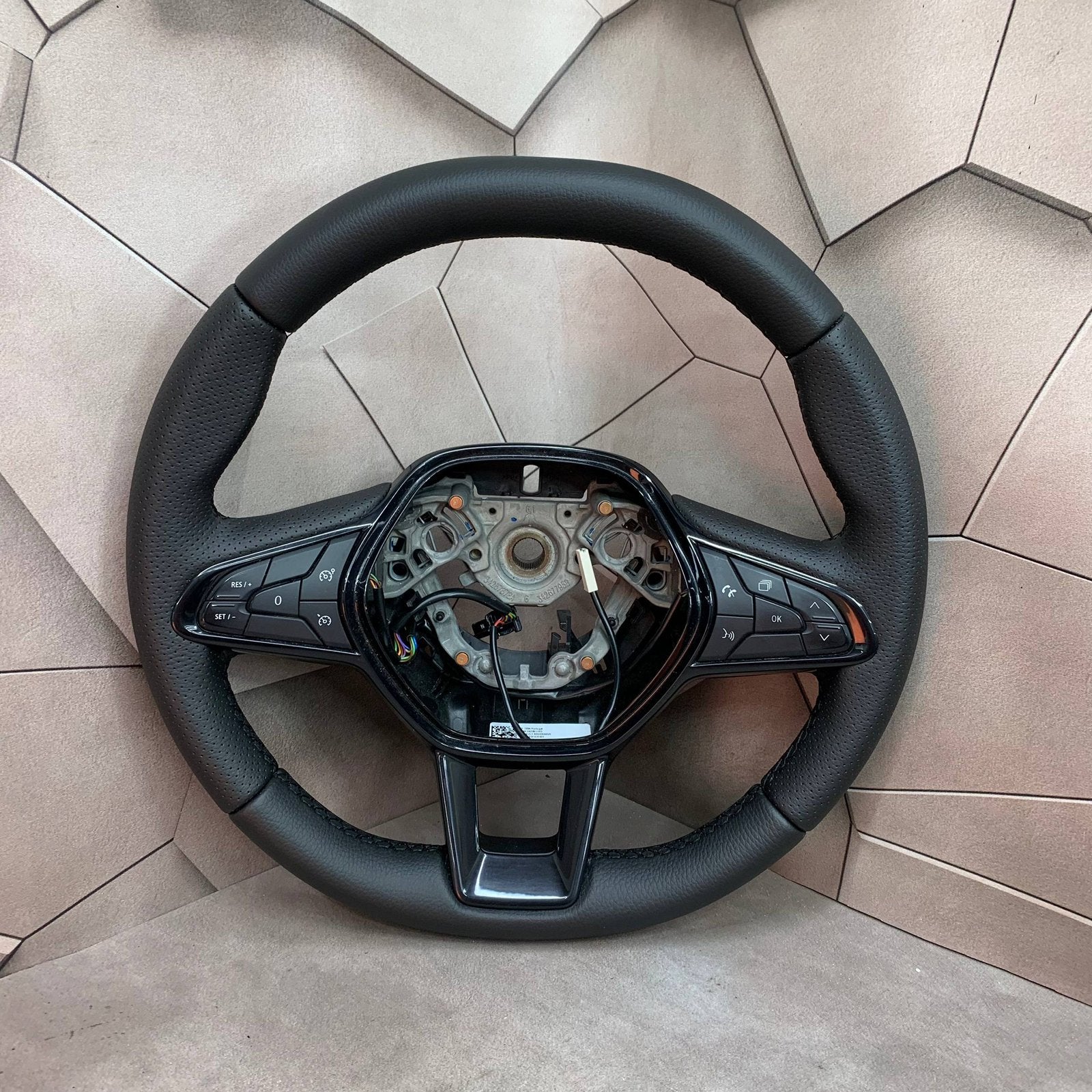 Stuurwiel Stuur Renault Trafic NIEUW BEKLEED, Renault, Nieuw, Ophalen of Verzenden