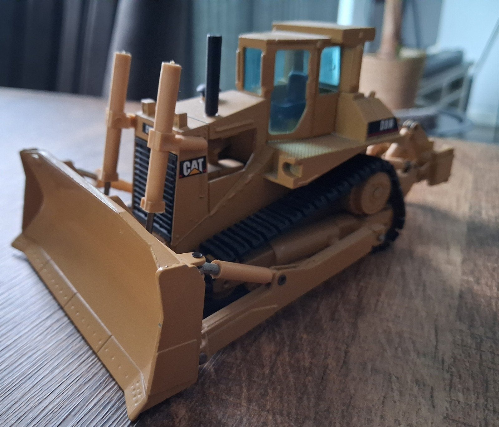Caterpillar D8N bulldozer schaalmodel van NZG, Hobby en Vrije tijd, Modelauto's | 1:50, Ophalen of Verzenden, Zo goed als nieuw