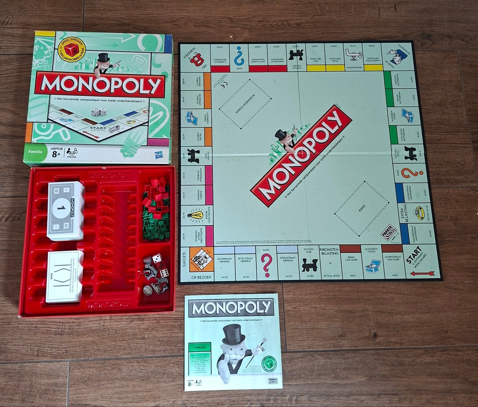 Monopoly met geluksdobbelsteen compleet ZGAN, Ophalen of Verzenden, Zo goed als nieuw
